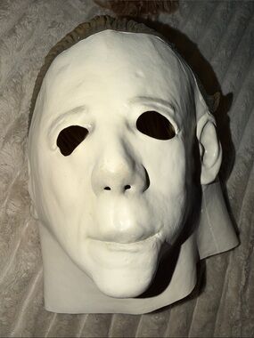 Michael Myers Halloween 2 II Mask Officially Licensed Trick or Treat
